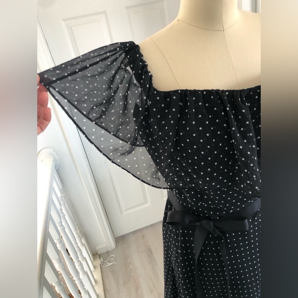 White House Black market polkadots midi dress. - Picture 4 of 10